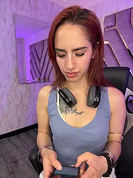 Elodiee_Roussee