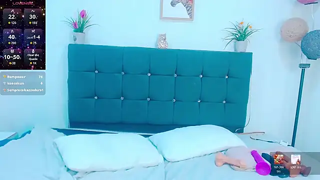 candy_lux_ live cam on StripChat