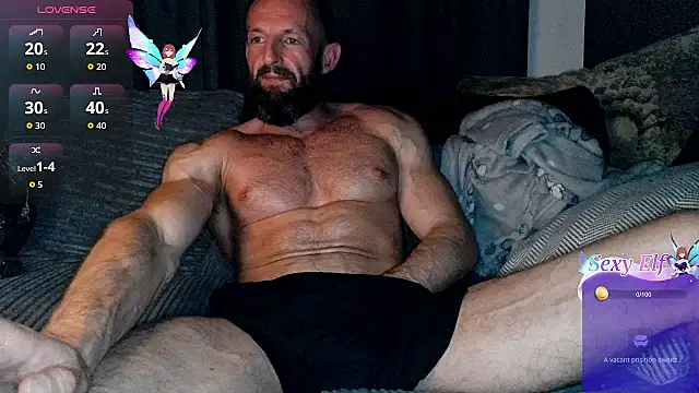 Masked_Bull38_Uk live cam on StripChat