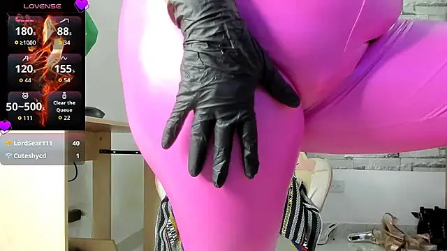 hot-timefun live cam on StripChat
