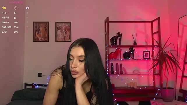 Olivia_Faye