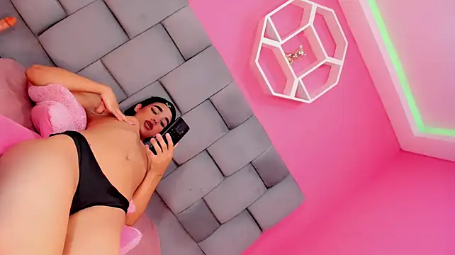 AngeliCute live cam on StripChat