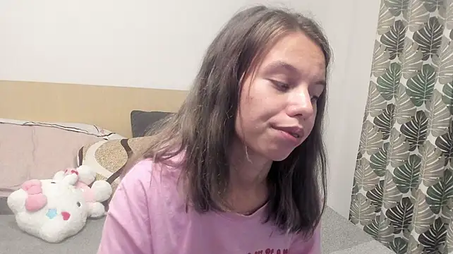 Emma_Tiny69