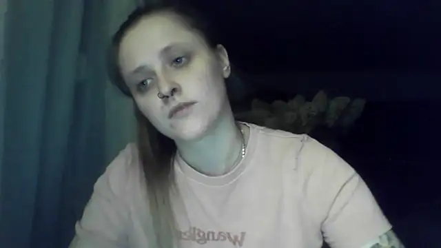 LeaWetGirl webcam