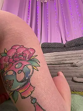 KawaiiKiki_247 webcam