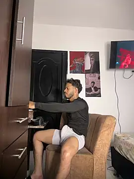 Enzomoretti__ webcam