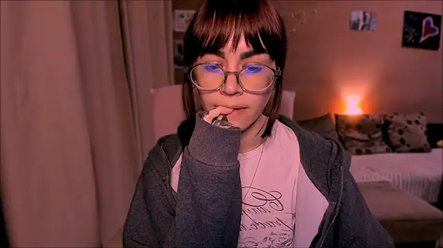 _selectrra live cam on StripChat