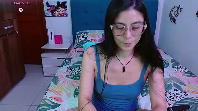 antonella_sweet33 webcam