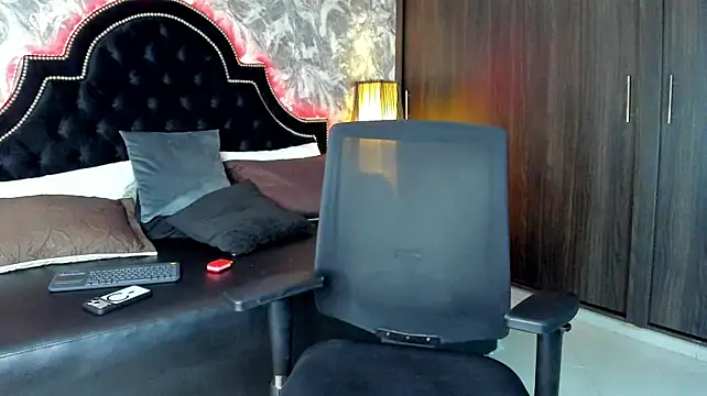 DilanMiller_ live sex cam