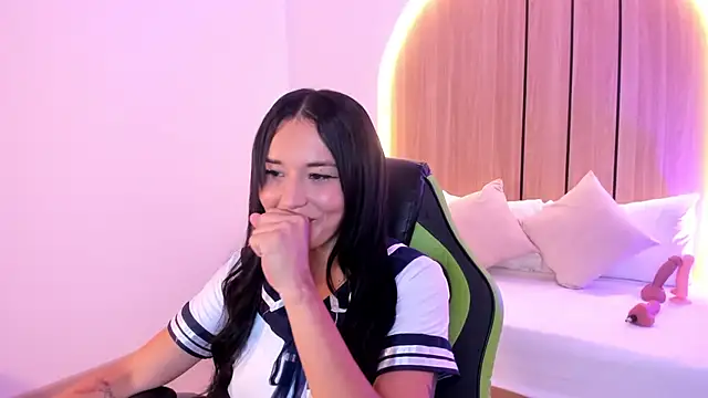 evelyn_rummage
