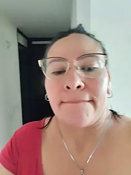 esmeralda_milf