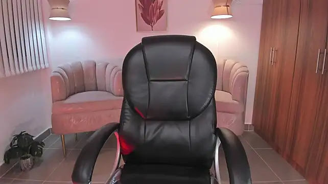 sarita_evanss