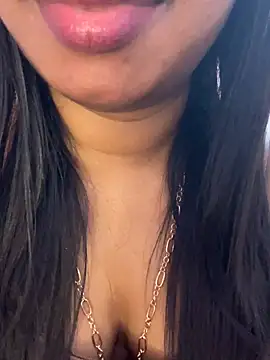 Tamil_Maaya