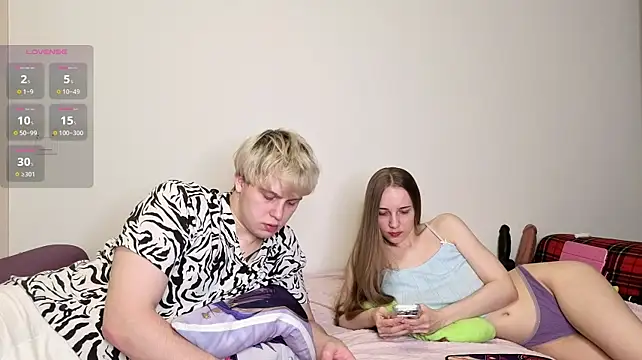 Emily_and_Ilumi