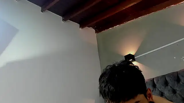 Kiwi_eban
