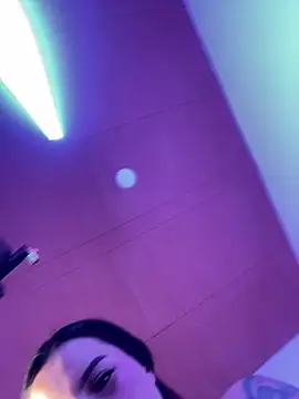 Nahomi_teen