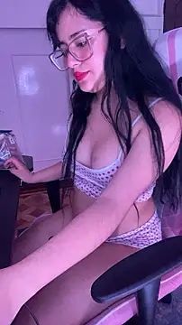 AlynaDoll_