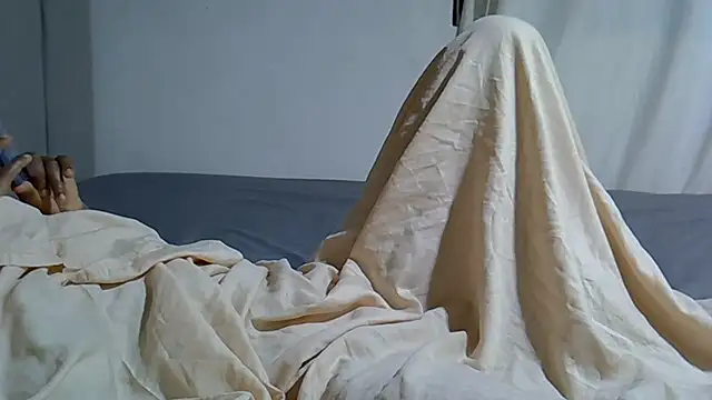 Lannah_Sky webcam