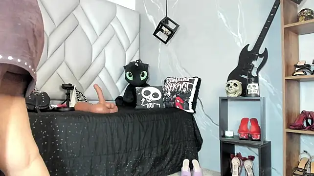MirandaHaguen webcam