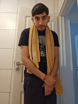 LeoyNicky98