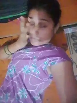 Varsha_96 live cam on StripChat