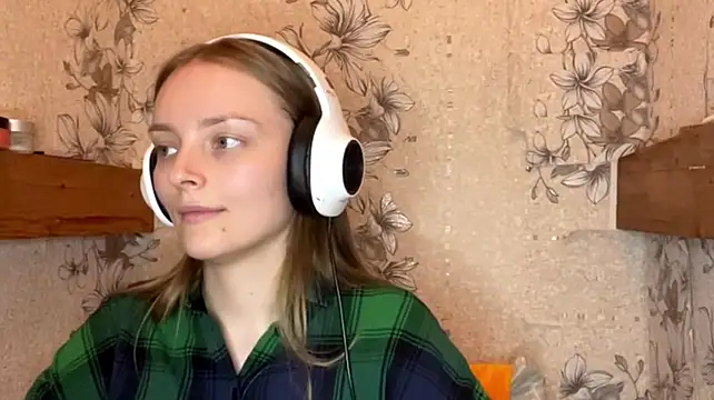 EmyMiu — FansOnlyX creator profile