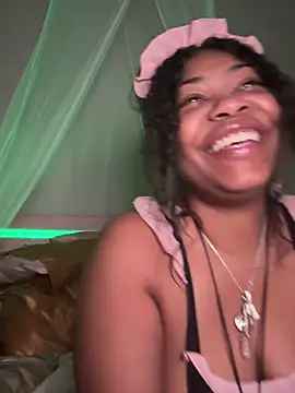 angelthegodis live cam on StripChat