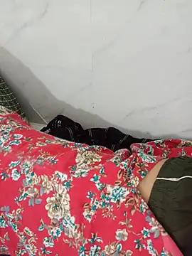 hot_riya_999's live room