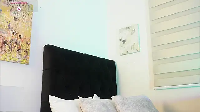 Thiago_Hill live cam on StripChat