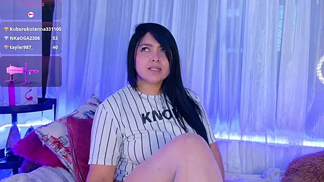Victoria_J webcam