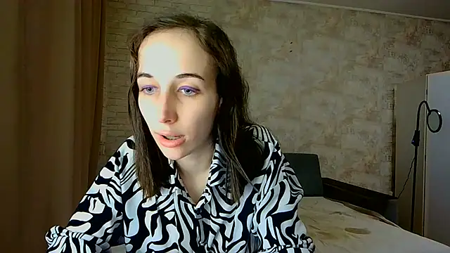 Anika_bloom live cam on StripChat