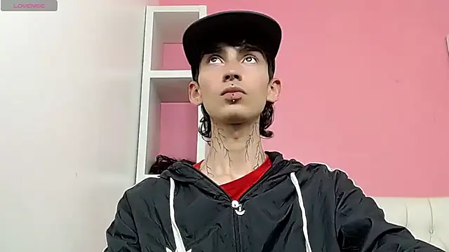 ttimy_x_boy webcam