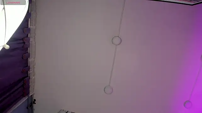 Kitten_blue webcam