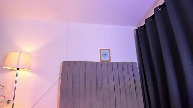 Hunter_Moon webcam