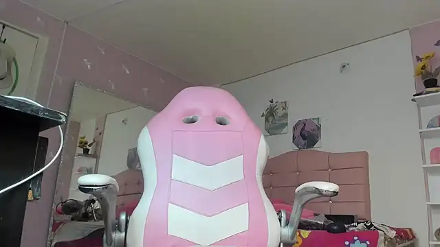 Santy_bigcock_01