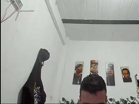 Latins_Boss webcam stripchat model stream image