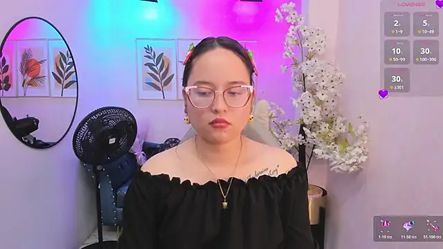 Shady_bug live cam on StripChat