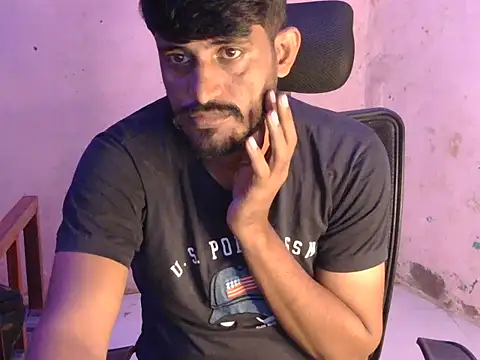 Yuvi_hot