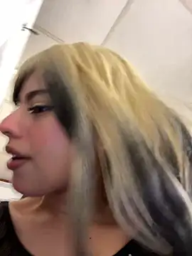 Eva_Feller69