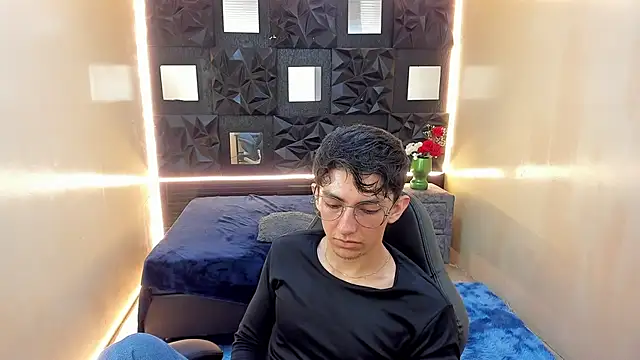 ElanGiraldo webcam