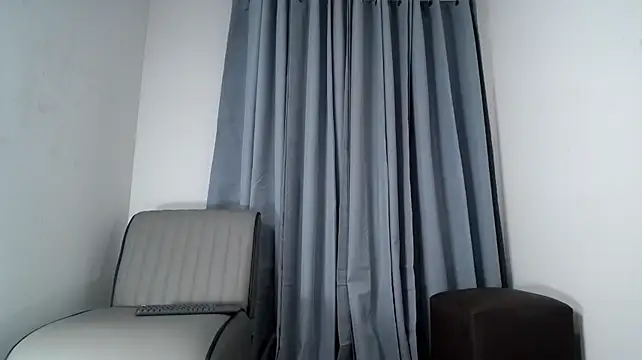 MANDYBLONDE webcam