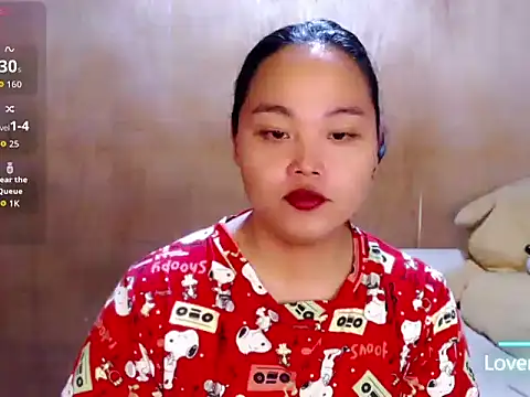 _Lylia live cam on StripChat
