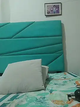 LizaMintelli live cam on StripChat