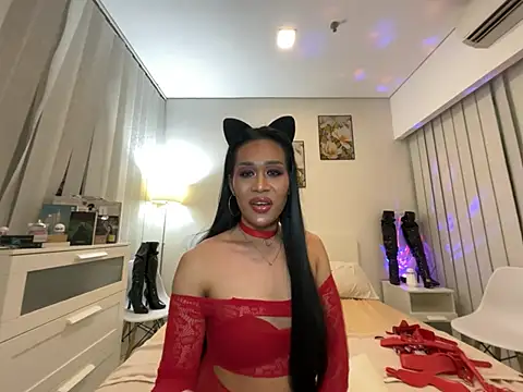 MistressViper28 live cam on StripChat