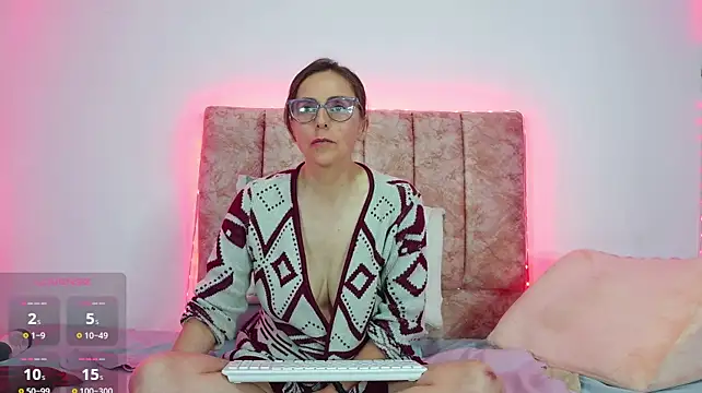 Ava_Raye