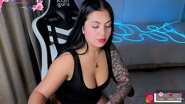 Victoryyy_ webcam