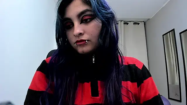 Violeta_Tepes webcam