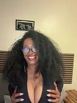 Allday_ live cam on StripChat