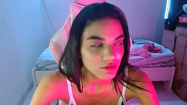 Raya_velvet