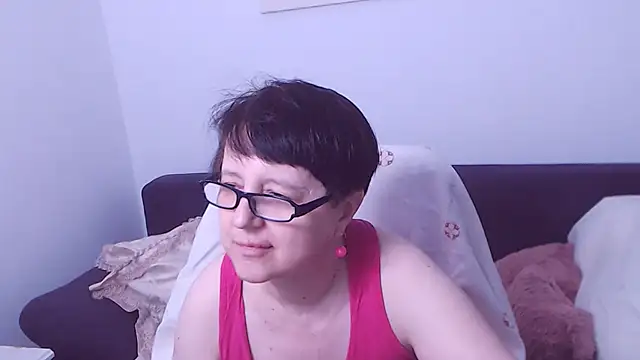 ChristaRose live cam on StripChat